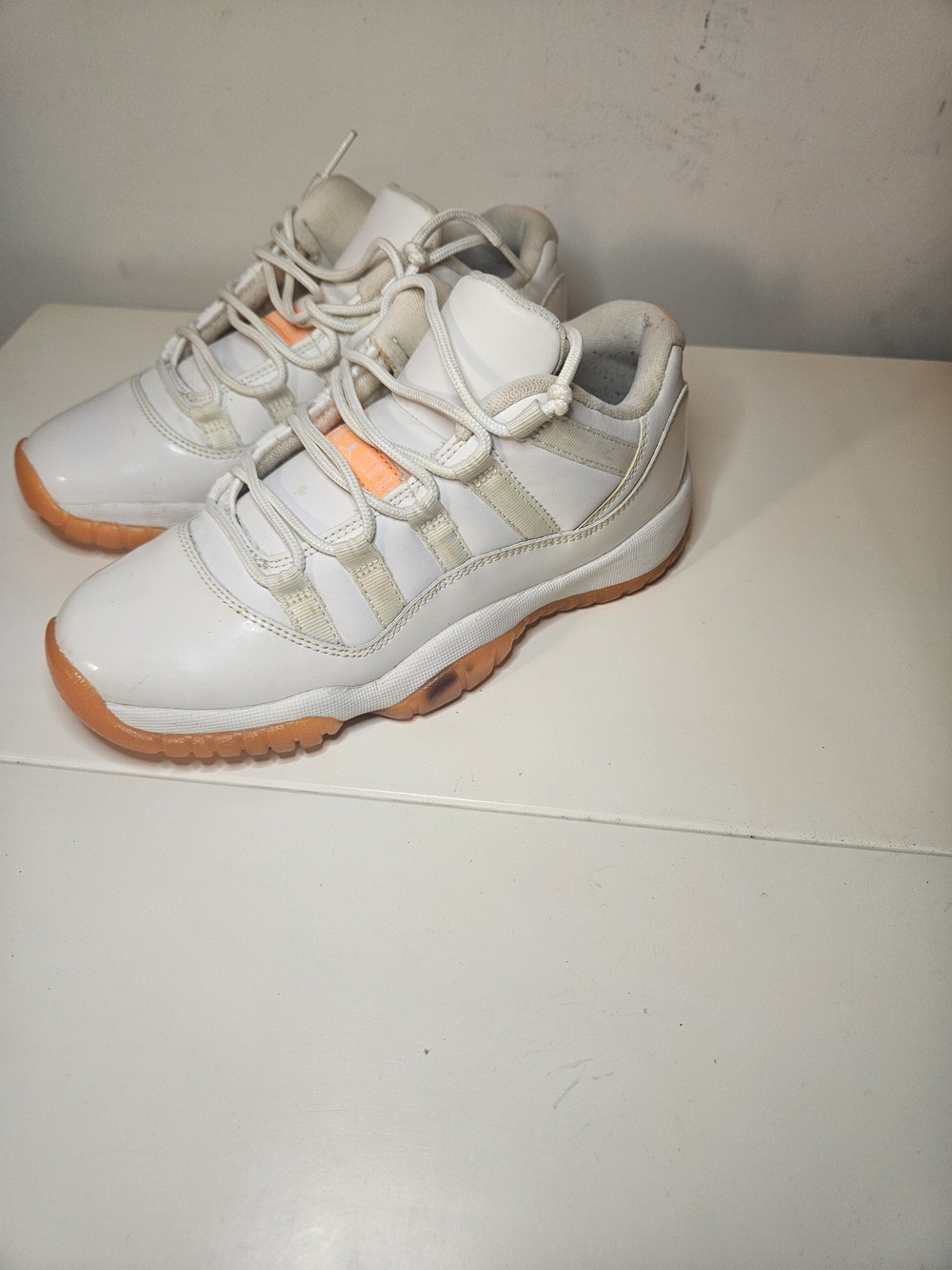 Citrus Jordan 11s Low - Picture 4 of 4